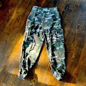 Forever 21 Camo Pant Joggers